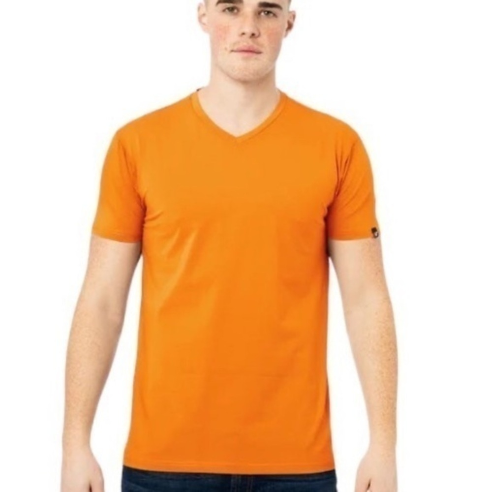 Size M Premium Solid V-neck Flex T-Shirt